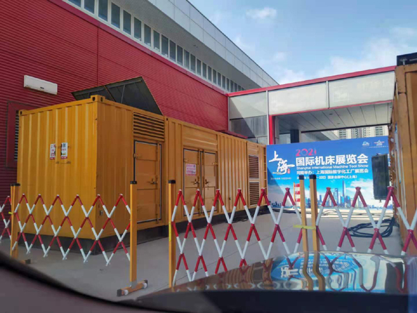 平鲁发电车出租-发电机无电压或电压太低怎么办？