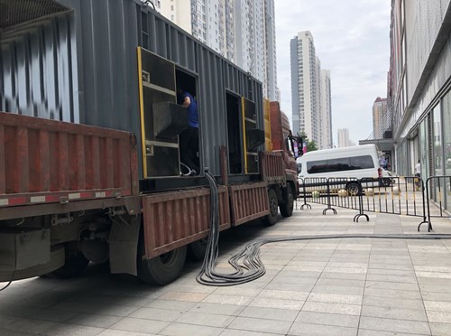 平鲁柴油发电机空气滤清器在不同季节的更换周期是否有差异？