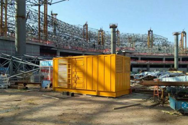 平鲁发电机出租如何判断空气滤清器是否需要更换？