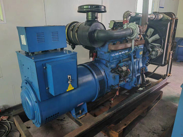 平鲁100kW柴油发电机组使用多级机油有哪些优缺点？
